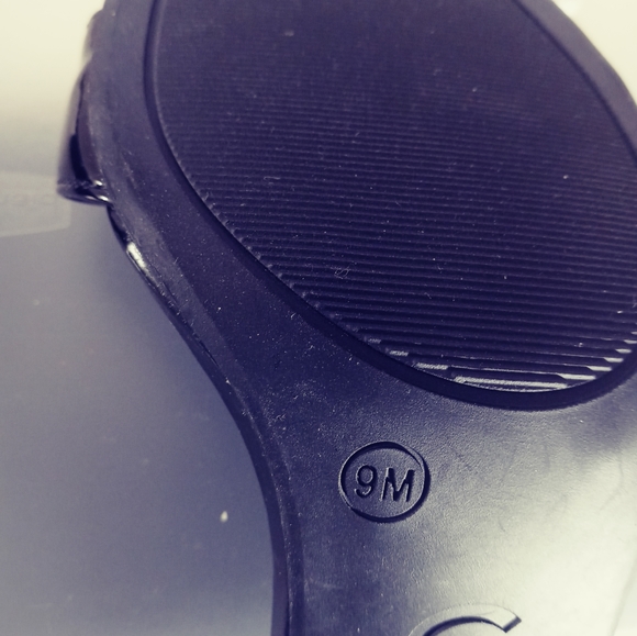 G by Guess Women's Black Heels - NWOT - Picture 9 of 11